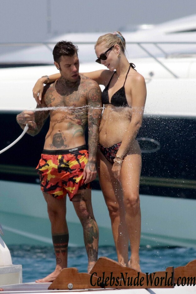 Chiara Ferragni Bikini 60619