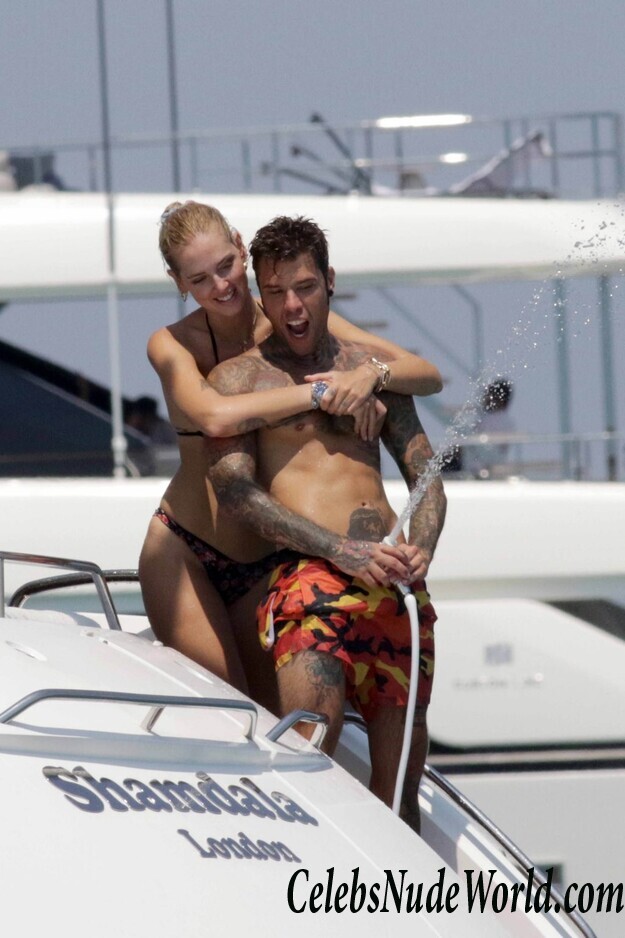 Chiara Ferragni Bikini 60624