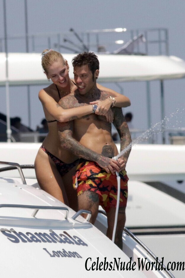 Chiara Ferragni Bikini 60627