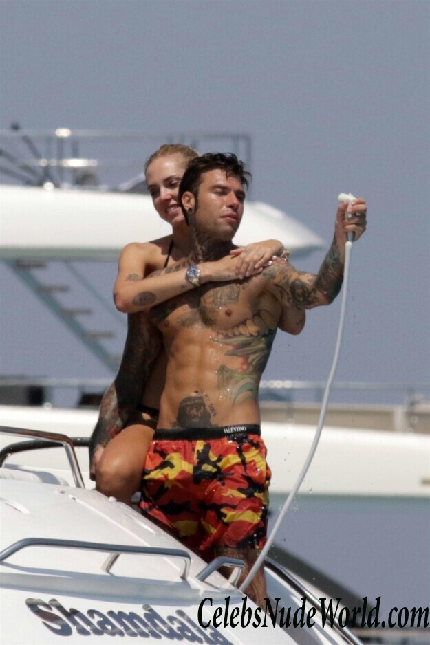 Chiara Ferragni Bikini 60645