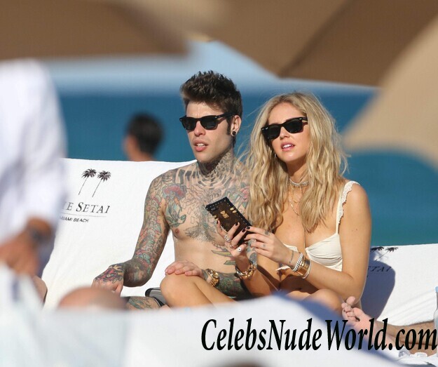 Chiara Ferragni Nip Slip Photos 60659