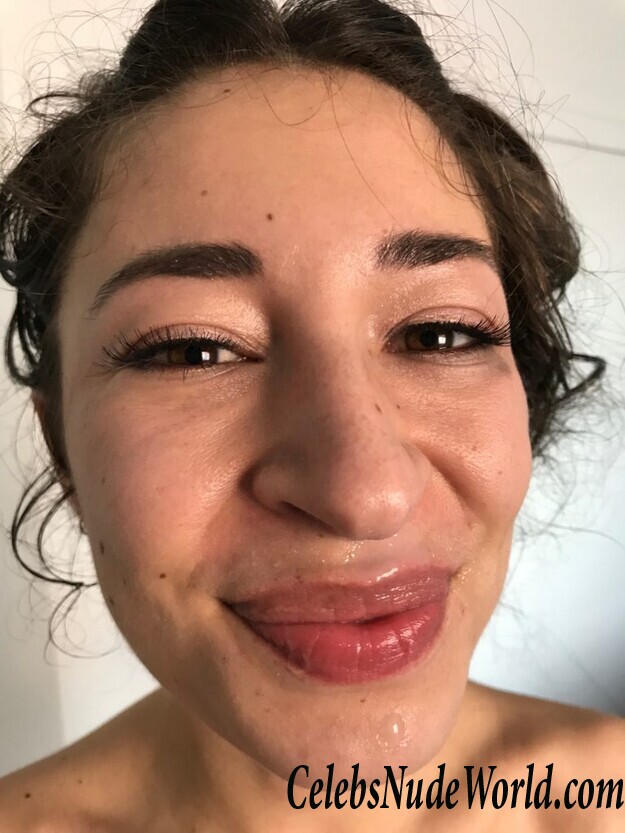 Cameron Canela Nude 60846