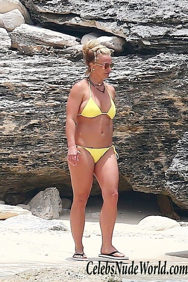 Britney Spears Bikini 61000