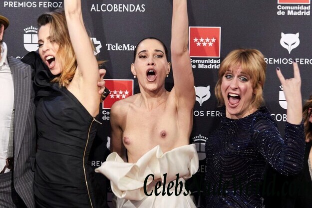 Celia Freijeiro Topless 61387