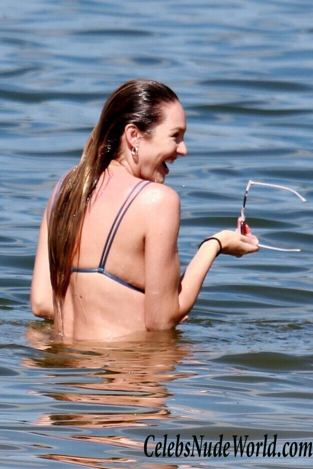 Candice Swanepoel Sexy 61676