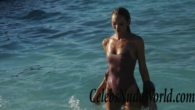 Candice Swanepoel Sexy 61771