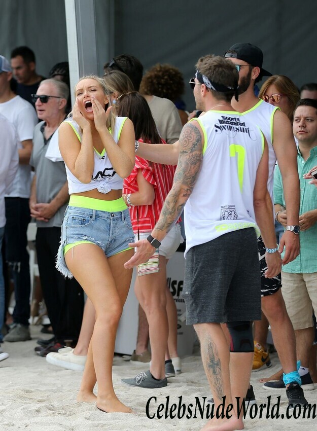 Camille Kostek Hot 61805