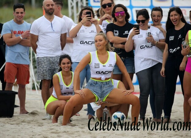 Camille Kostek Hot 61836