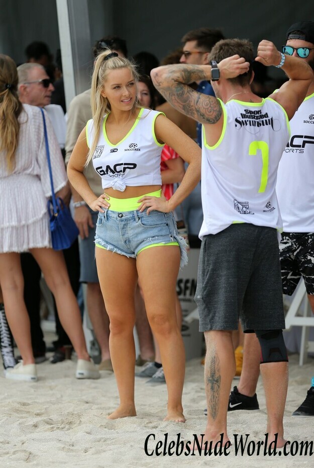 Camille Kostek Hot 61871