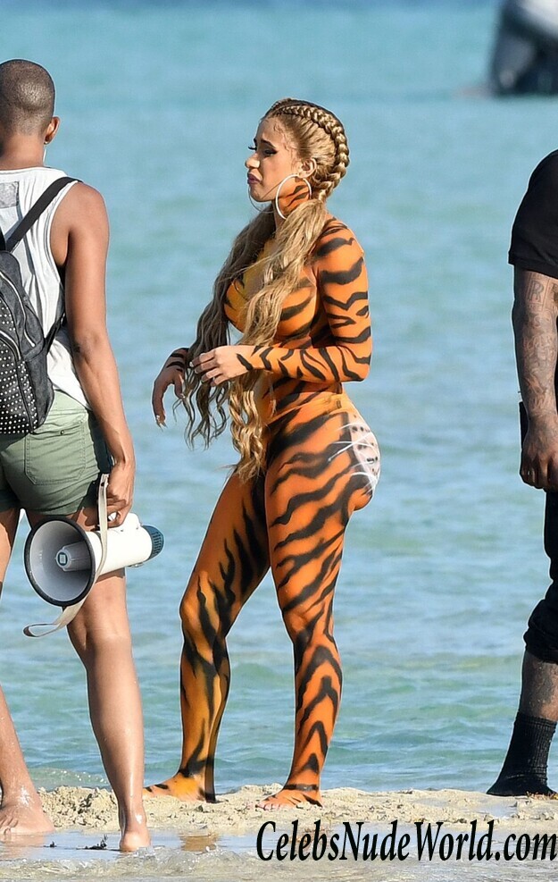 Cardi B Sexy 61996