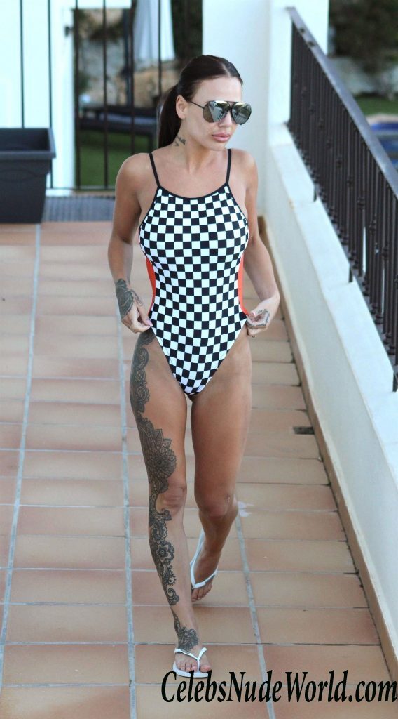 Chantelle Connelly Sexy 62127