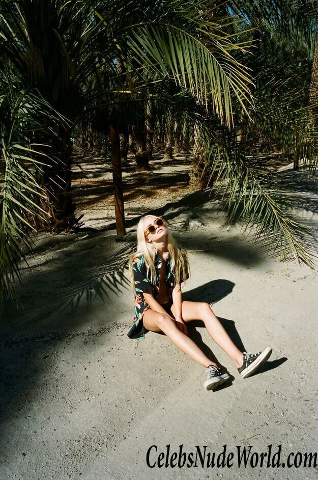 Sexy photos of Bryden Jenkins 62229