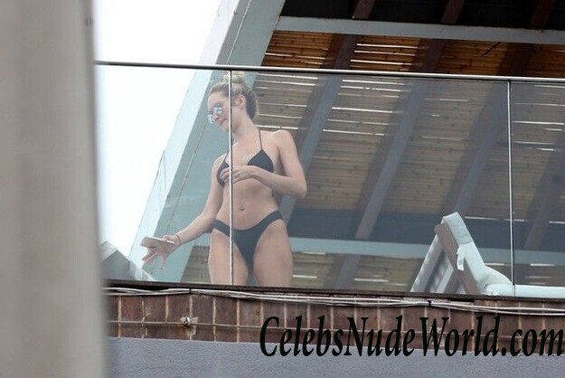 Candice Swanepoel Sexy Photos 62288