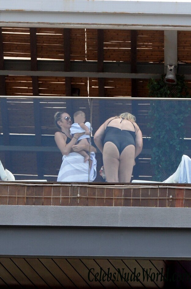 Candice Swanepoel Sexy Photos 62296