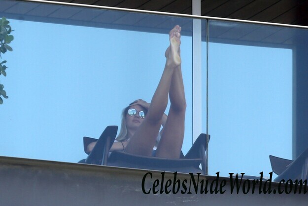 Candice Swanepoel Sexy Photos 62312