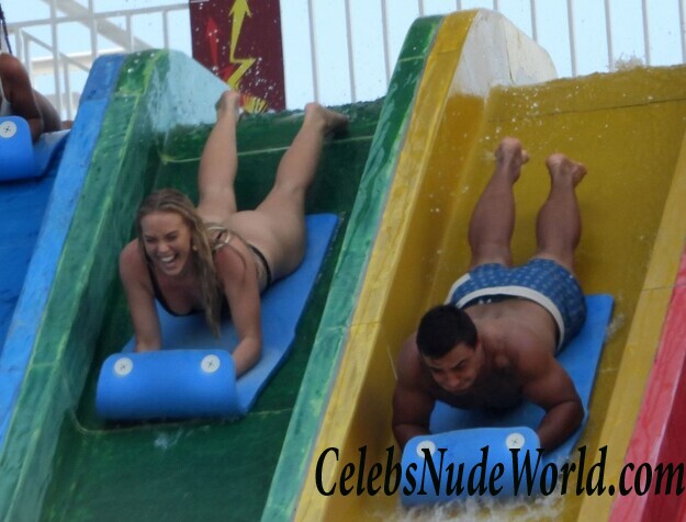 Cassandra Wood Sexy 62591