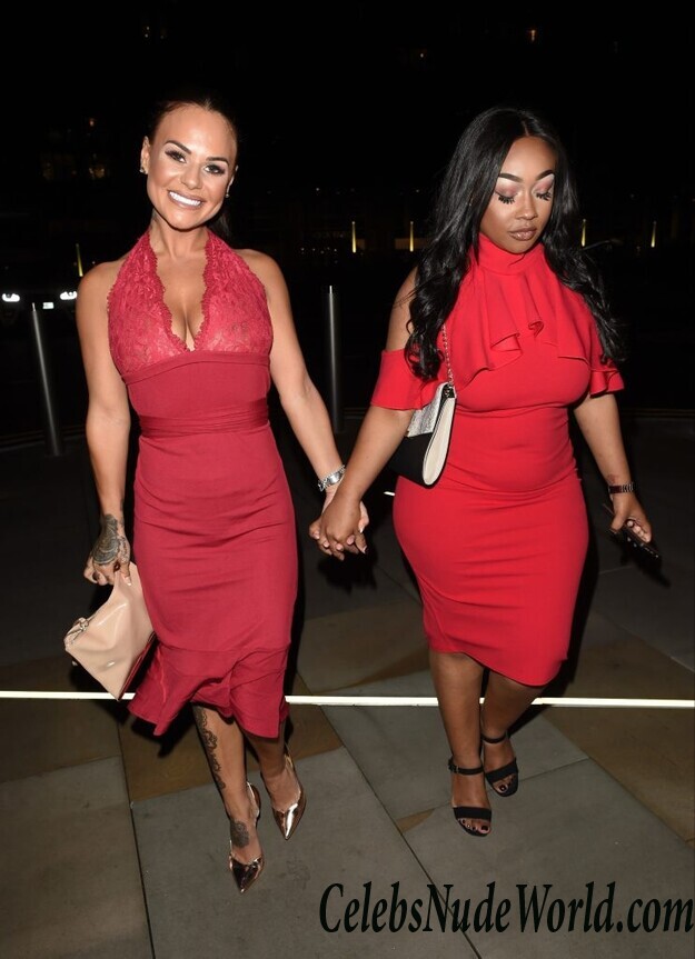 Chantelle Connelly Looks Really Great In Red 62632