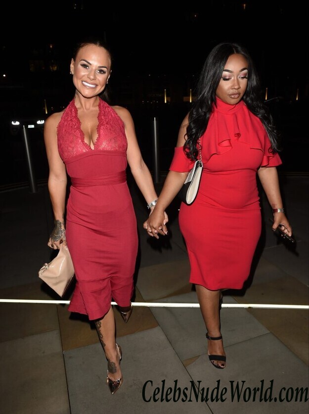 Chantelle Connelly Looks Really Great In Red 62635