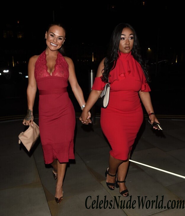 Chantelle Connelly Looks Really Great In Red 62646