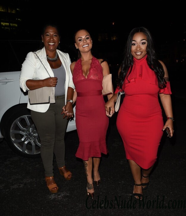 Chantelle Connelly Looks Really Great In Red 62647