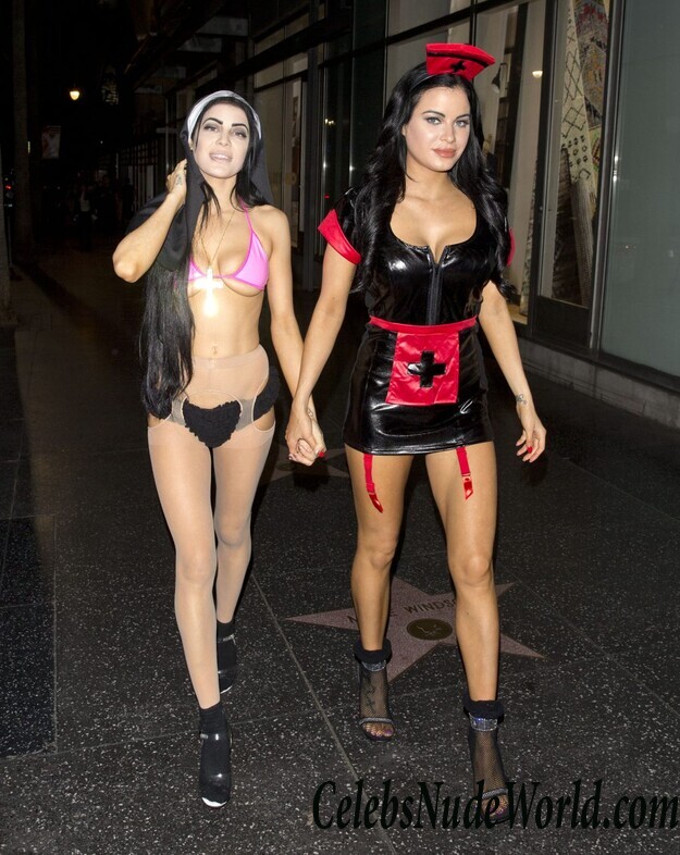 Carla Howe & Melissa Howe Hot 62832