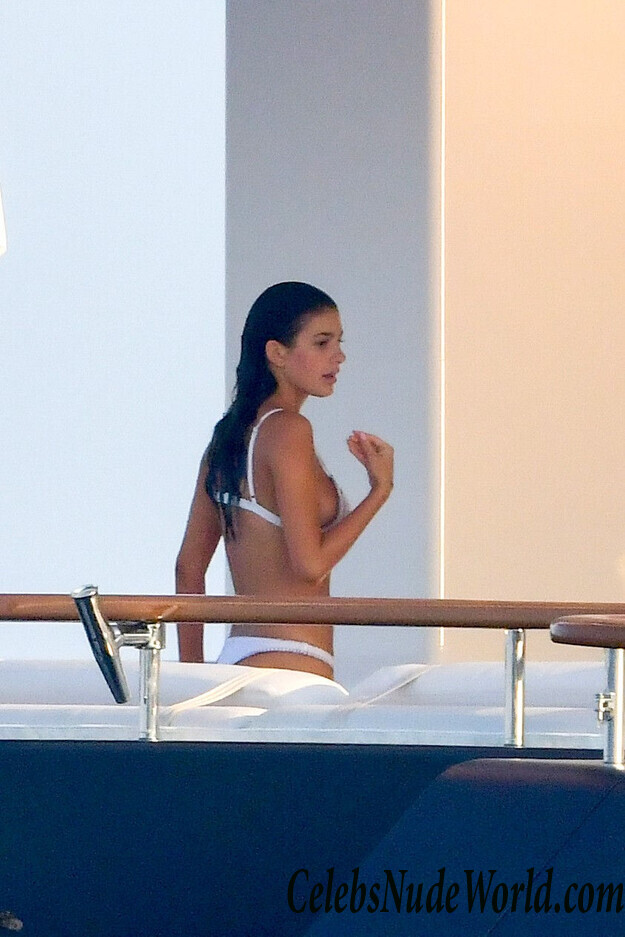 Camila Morrone Bikini 62948