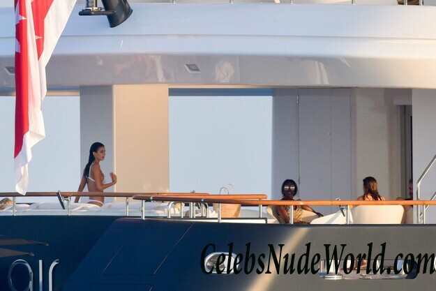 Camila Morrone Bikini 62952