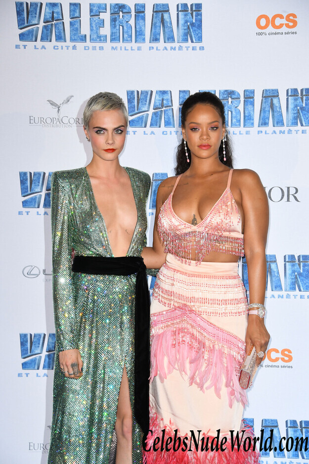 Cara Delevingne & Rihanna Sexy 63060