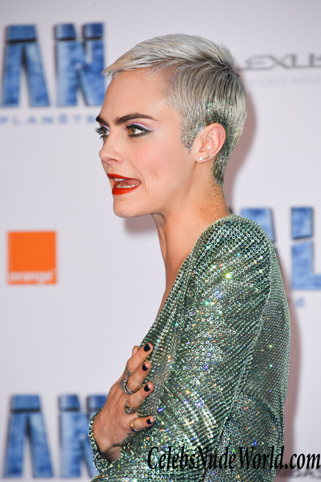 Cara Delevingne & Rihanna Sexy 63063