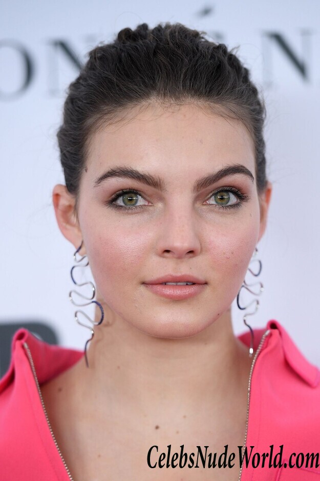 Camren Bicondova Sexy 63502