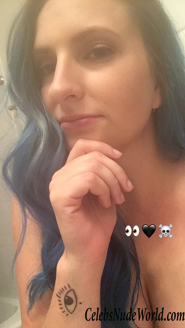 Chelsea DeScenna Cleavage 64161