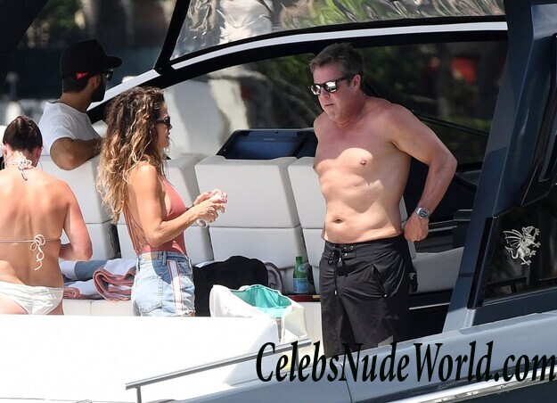 Brooke Burke Bikini 64527