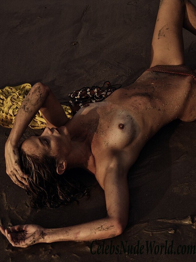 Topless pics of Carolyn Murphy 65582