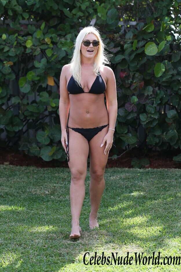 Brooke Hogan Bikini 65850