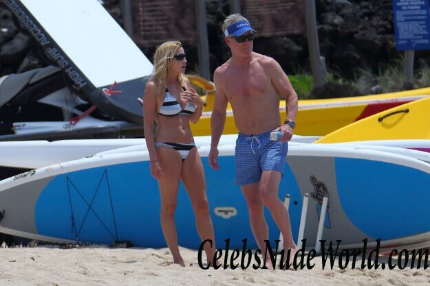 Camille Grammer Sexy 65934