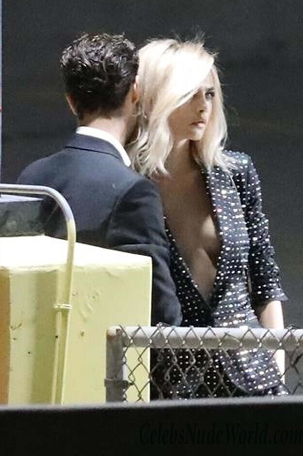 Cara Delevingne Sexy 66420