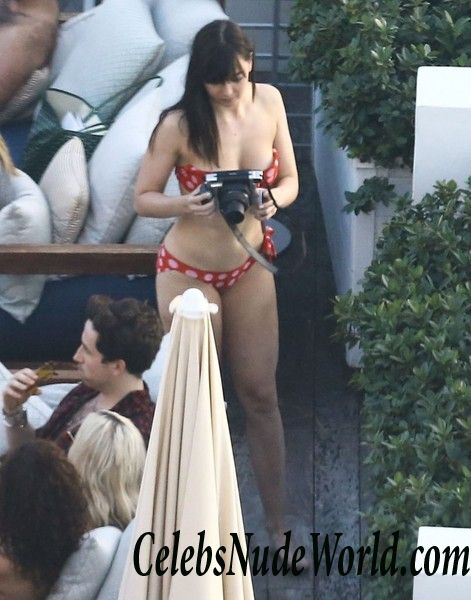 Sexy pics of Rita Ora and Daisy Lowe 67130