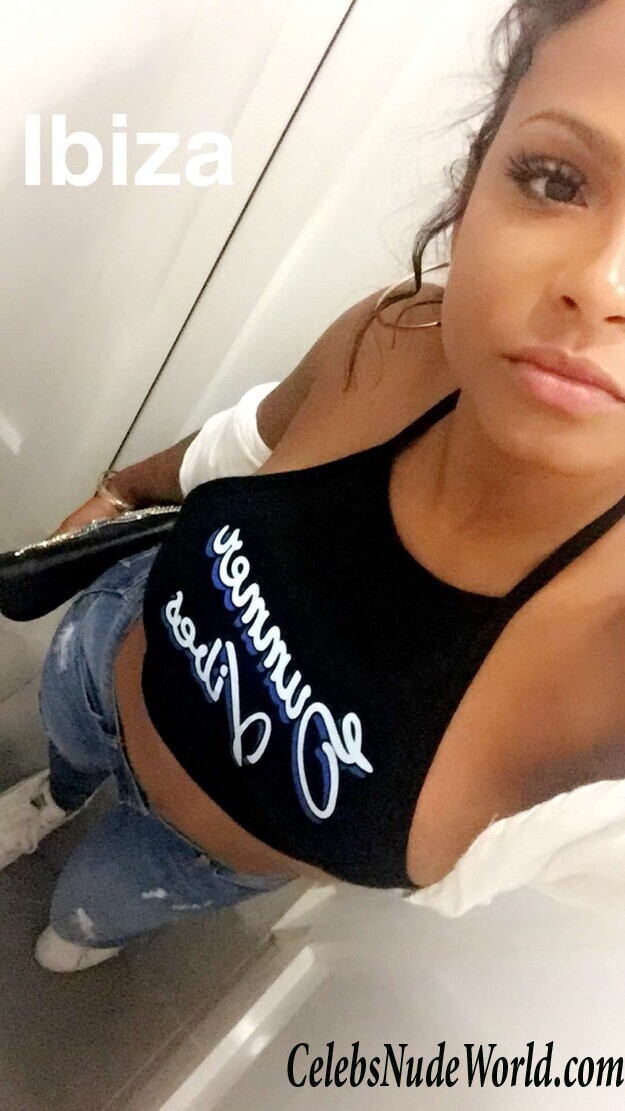 Christina Milian Sexy Photos 67616