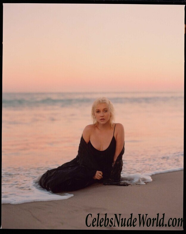 Christina Aguilera Sexy 67707