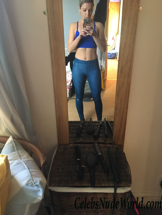 Claire Hutchings Leaked 67783