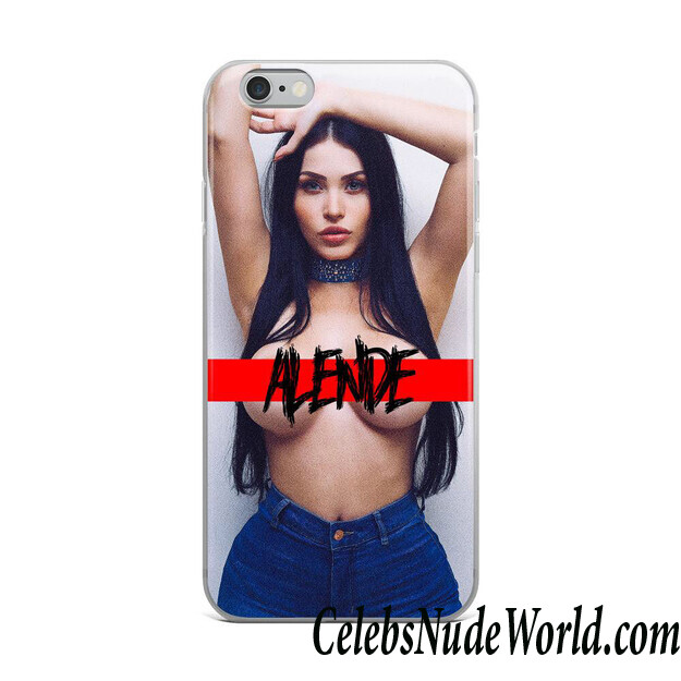 Claudia Alende Nude 67804