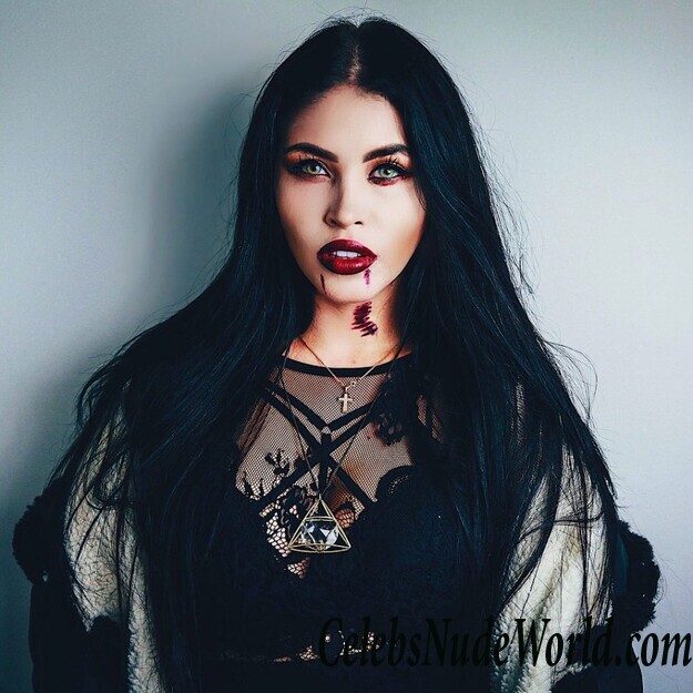 Claudia Alende Nude 67824