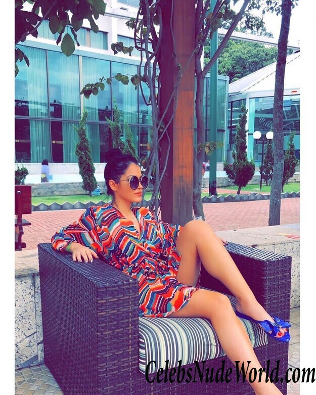 Claudia Alende Nude 67866