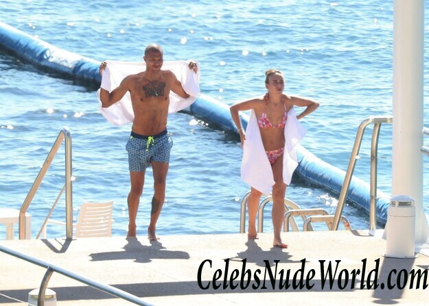 Chloe Green Bikini 68150