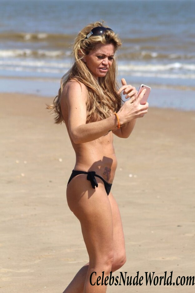 Danniella Westbrook Topless 68412