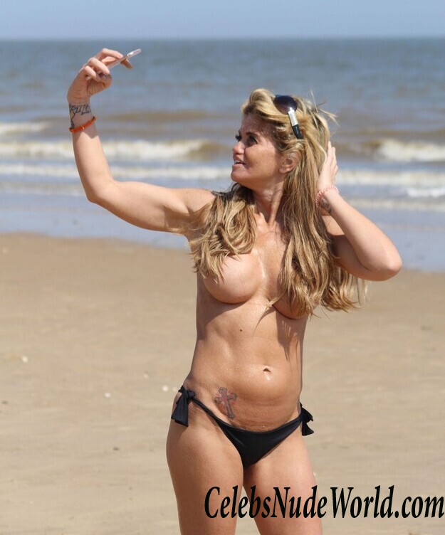 Danniella Westbrook Topless 68418