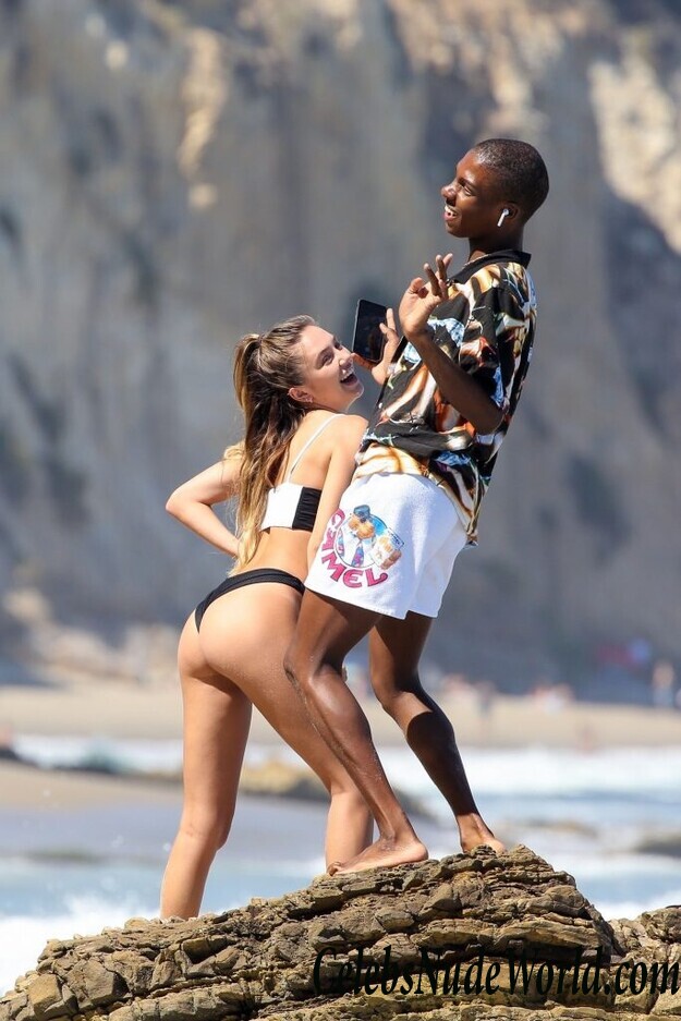 Delilah Belle Hamlin Sexy 68591