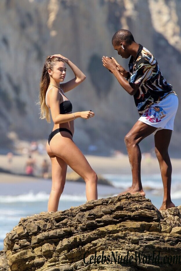 Delilah Belle Hamlin Sexy 68594