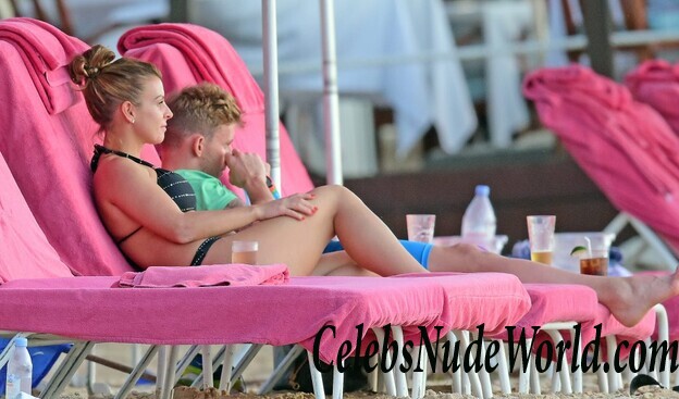 Coleen Rooney Bikini 69048