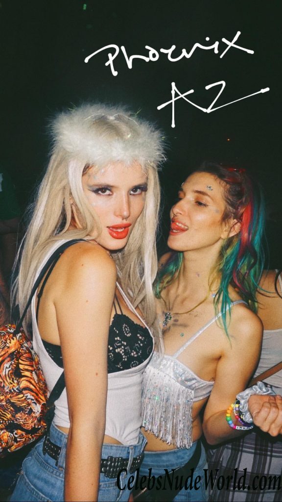 Dani Thorne Sexy 69131